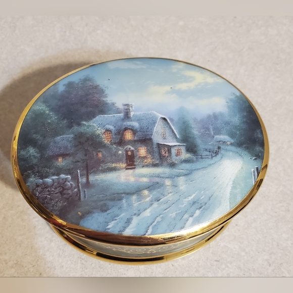 🎶Thomas Kinkade music box - Picture 1 of 6